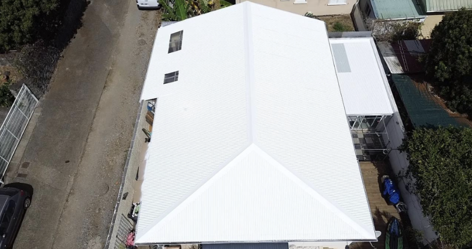 Chantier terminé à Saint-Paul : rénovation complète d’une toiture en pente